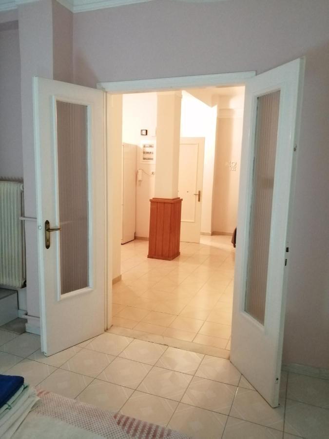 Kalamata Cozy Apartment Екстер'єр фото