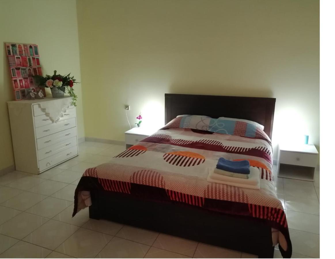 Kalamata Cozy Apartment Екстер'єр фото